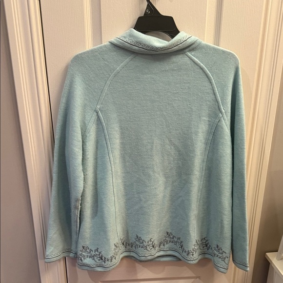 Pendleton Women's Light Blue/green Cardigan sweater with Embroidery. Size 3x - Picture 7 of 10